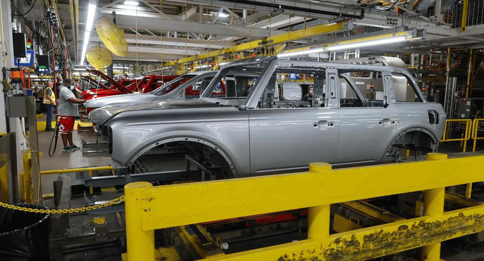 Ford Bronco Behind The Scenes Tour of Bronco Production at MAP Factory 22a0f02c0631df43937f384e99b8c57d