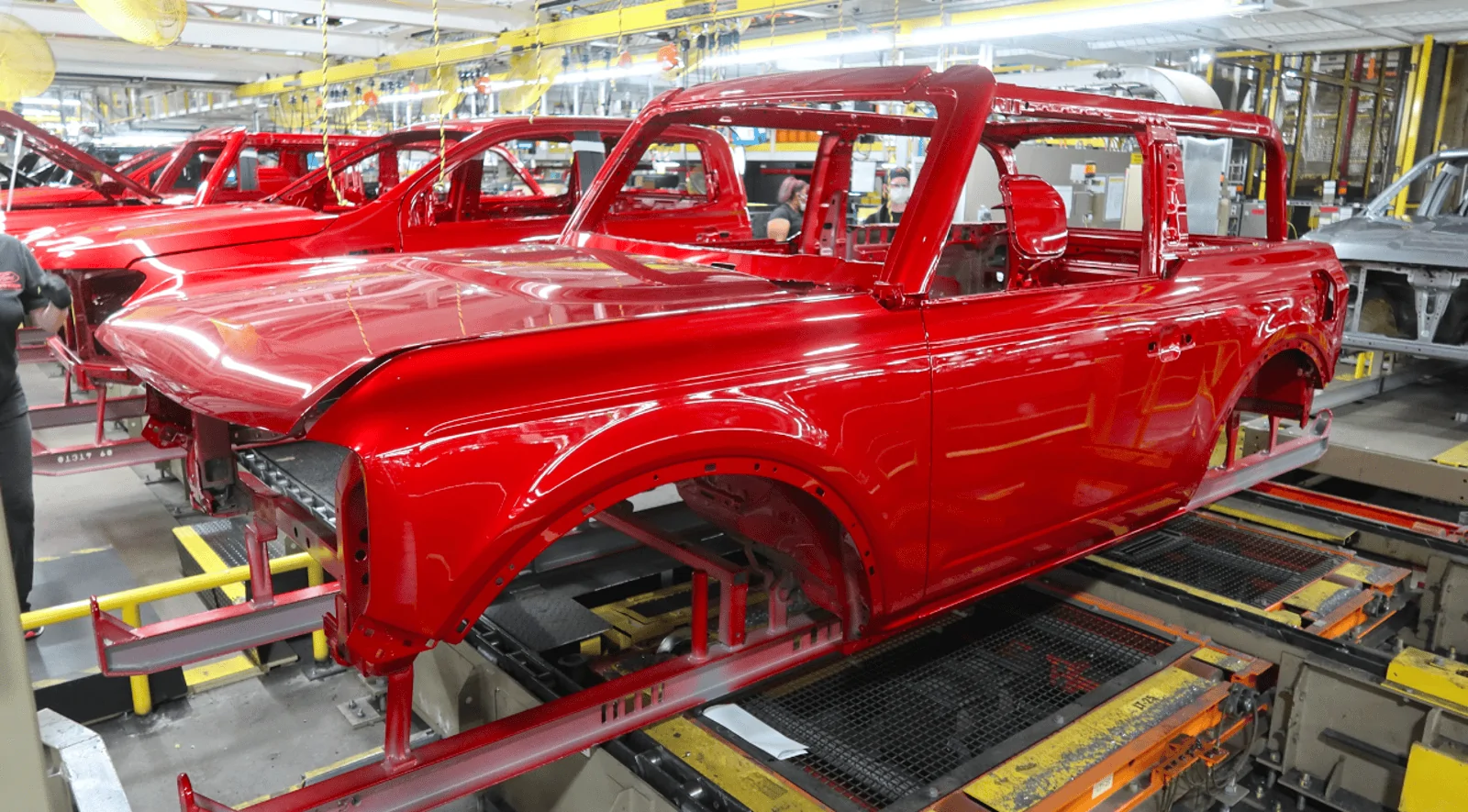 Ford Bronco Behind The Scenes Tour of Bronco Production at MAP Factory 973834ee6a3997670eed3d5d3544d2ef