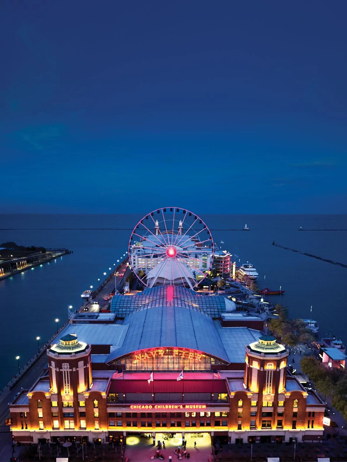 Ford Bronco Wildtrak vs. Badlands + Sasquatch... Navy_Pier_1190x1585