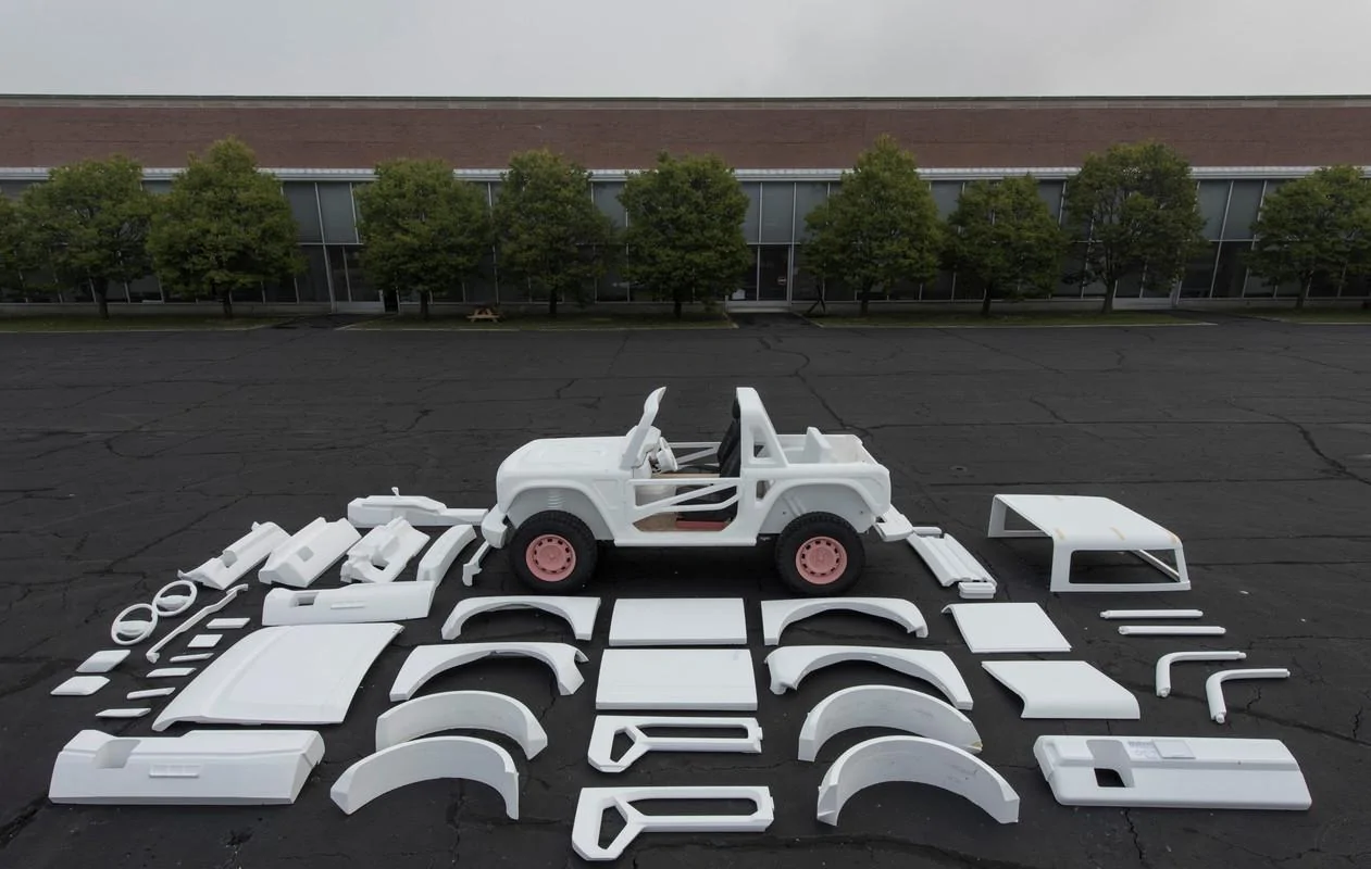 Ford Bronco Removable body panels?? Ford-Bronco-Modularity