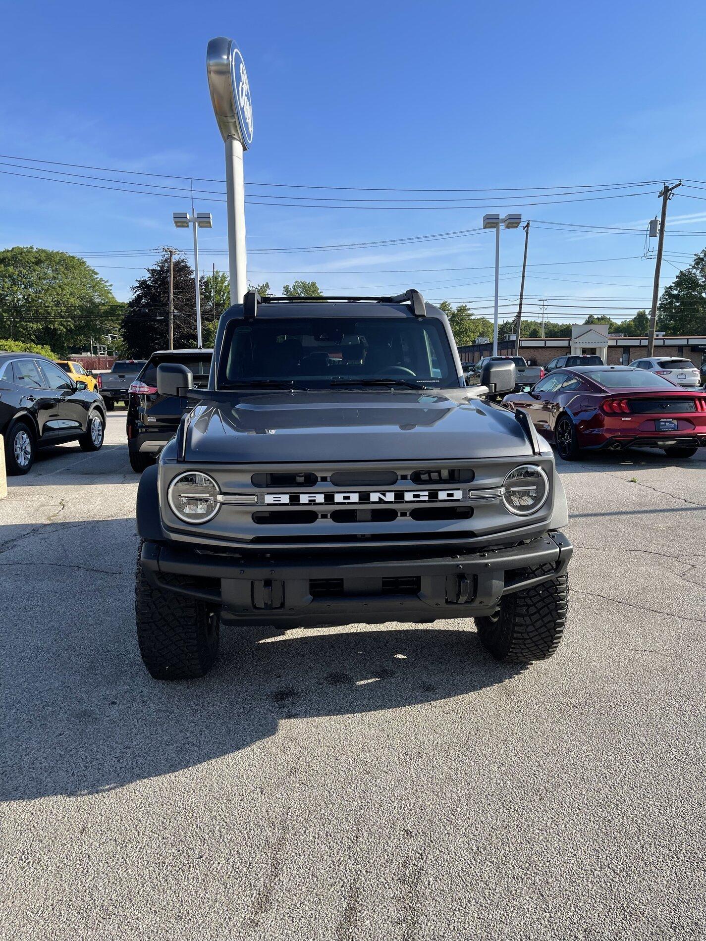 Ford Bronco 1st Demo Bronco showed up today! 38a82e04-4752-4554-993b-25cfa9dd649d-jpe