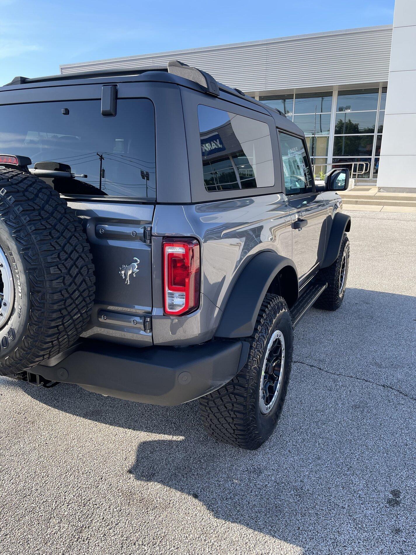 Ford Bronco 1st Demo Bronco showed up today! 721e8784-8a49-4e15-86d7-81e4a9c17cc5-jpe