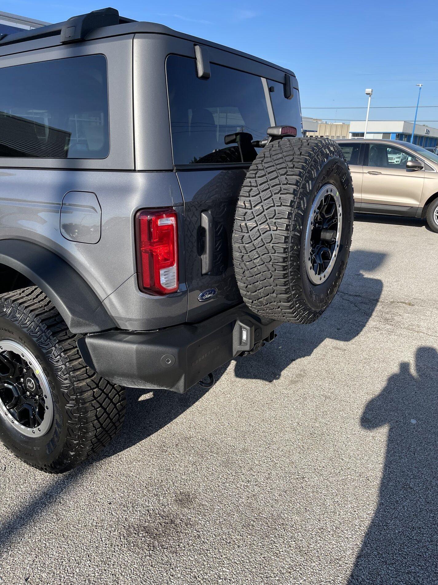 Ford Bronco 1st Demo Bronco showed up today! 0b0c4614-cecd-4926-843a-1b9211f05382-jpe