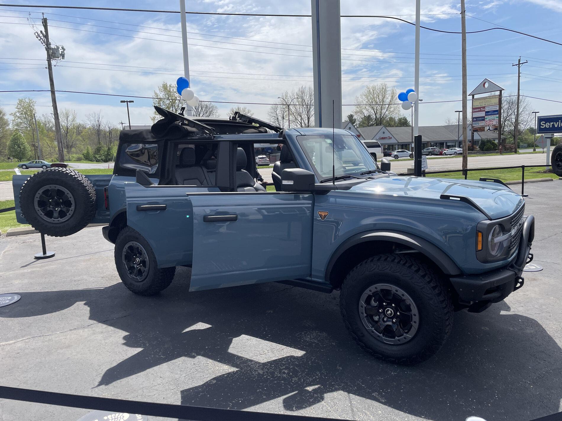 Ford Bronco Pics from Bronco Preview Event last April 39C06D92-4A3C-4488-896F-65BFE4BF28D6