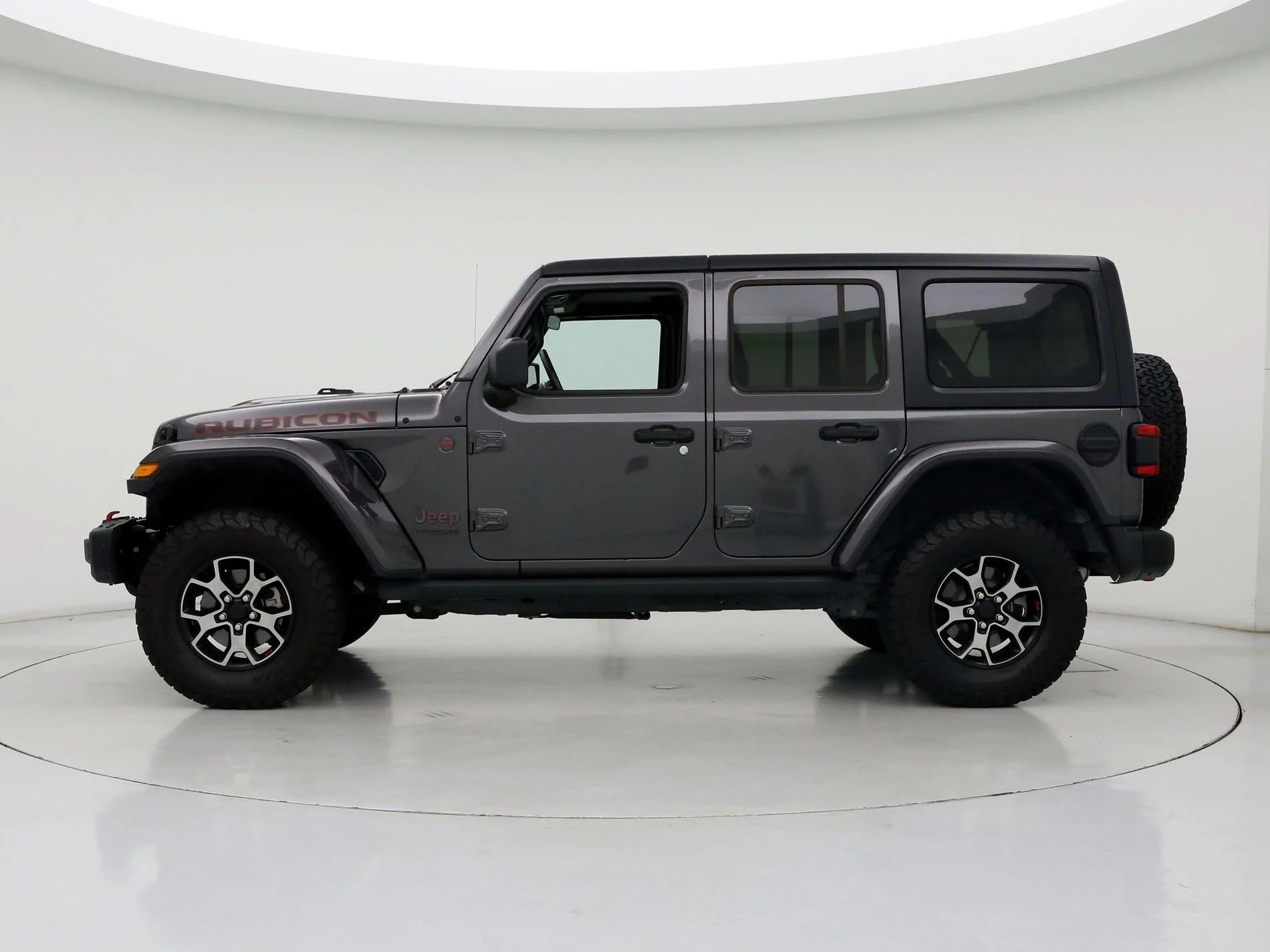 Ford Bronco Real Life Pics: Black 2021 Bronco 4 Door – Doors Off, Middle Roof Removed 3