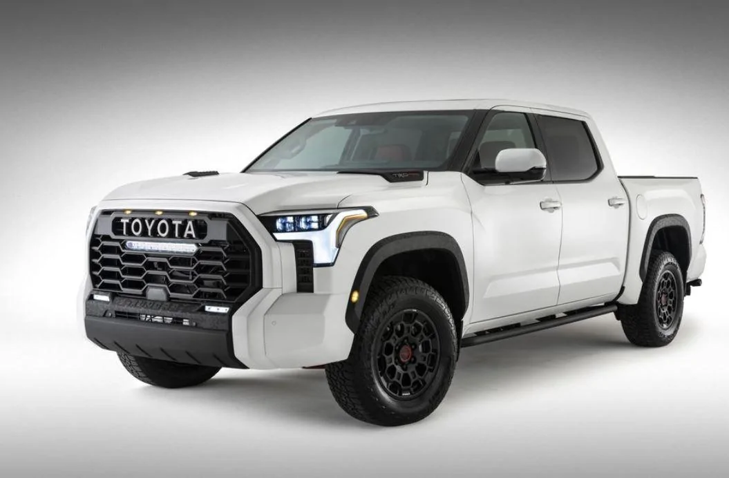 Ford Bronco Turning Japanese zz45