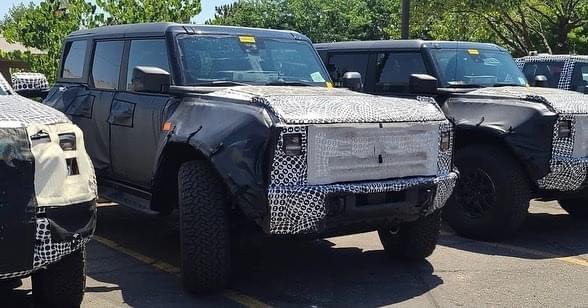 Ford Bronco 📷: Customer Bronco #2 Drop Off + Braptor Sighting Moab (Pair) 0361A94D-5314-4727-AB9C-EBB3E8ABECE8