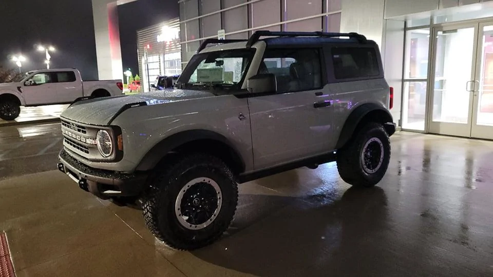Ford Bronco CACTUS GRAY Bronco Club 201624006_1970010103157131_7813919121303599663_n