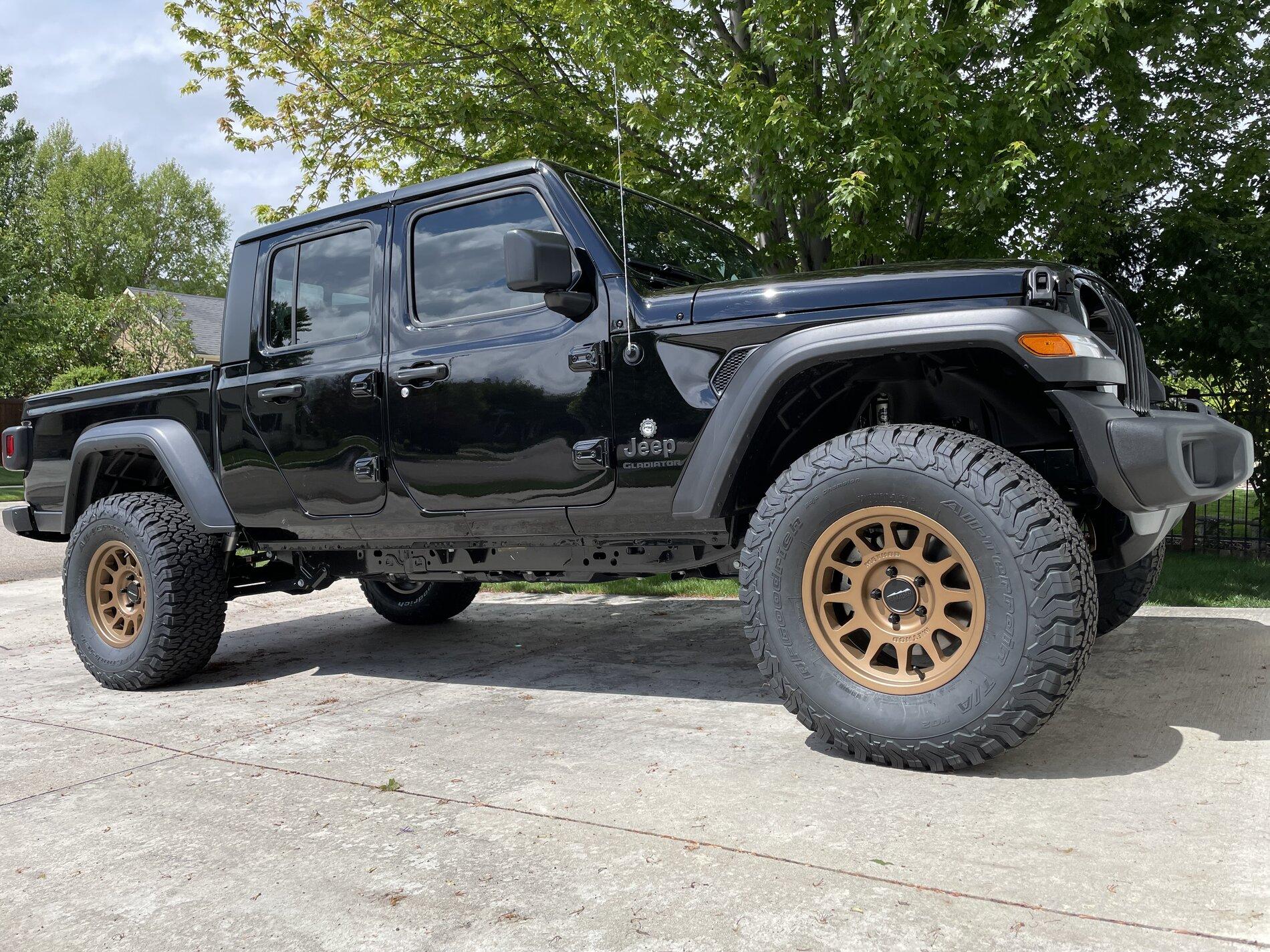 Ford Bronco POLL: Will you wait for the MY23 now? F2395A19-591E-4CA9-8596-2BB9E8CD2709