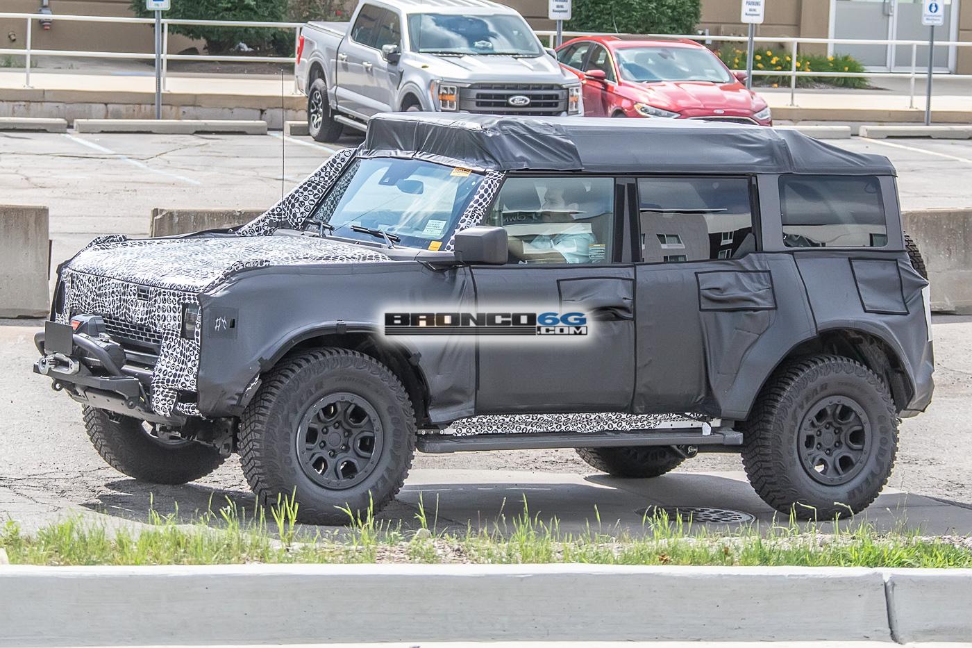 Ford Bronco Spied: Bronco Overland Sasquatch Prototype Caught Testing Winch, Snorkel and Roof Accessories bronco-overland-sasquatch-prototype-testing-winch-snorkel-cargo-tent-8