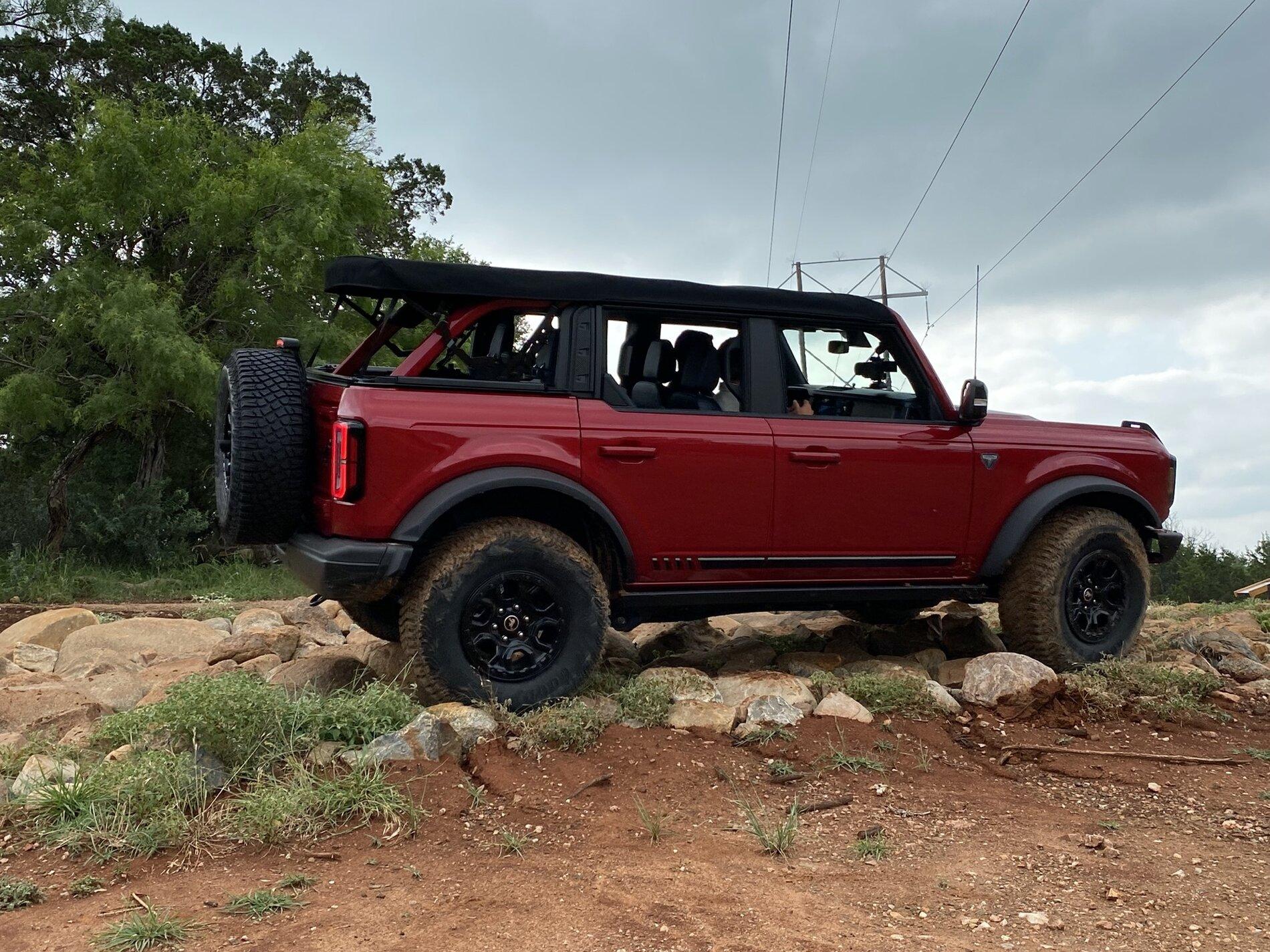 Ford Bronco RAPID RED Bronco Club Rapid Red First Edition Bronco 4-Door Soft To