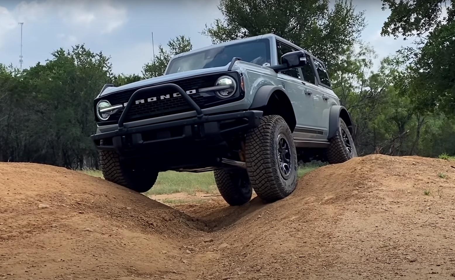 Ford Bronco CACTUS GRAY Bronco Club Cactus Gray First Edition Bronco 4-Door MIC Hard To