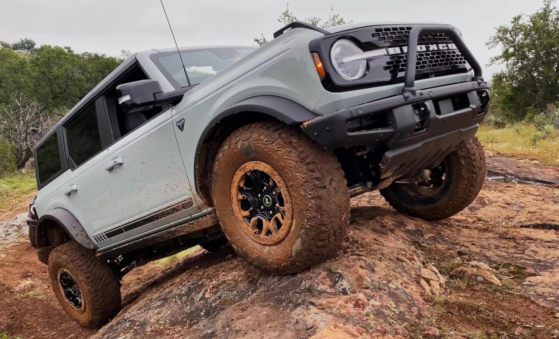 2021 Bronco First Edition Cactus Gray 4-Door Hard Top.jpg