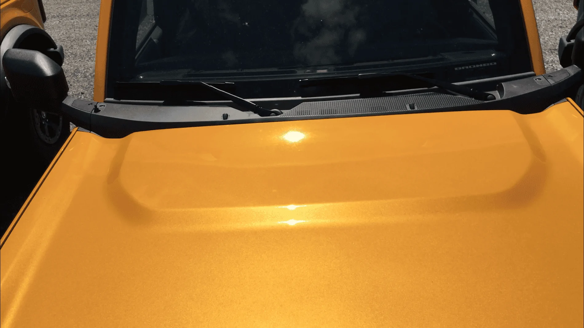 Ford Bronco CYBER ORANGE Bronco Club 45B46BBD-E918-4888-9C4A-503232E5DBCC