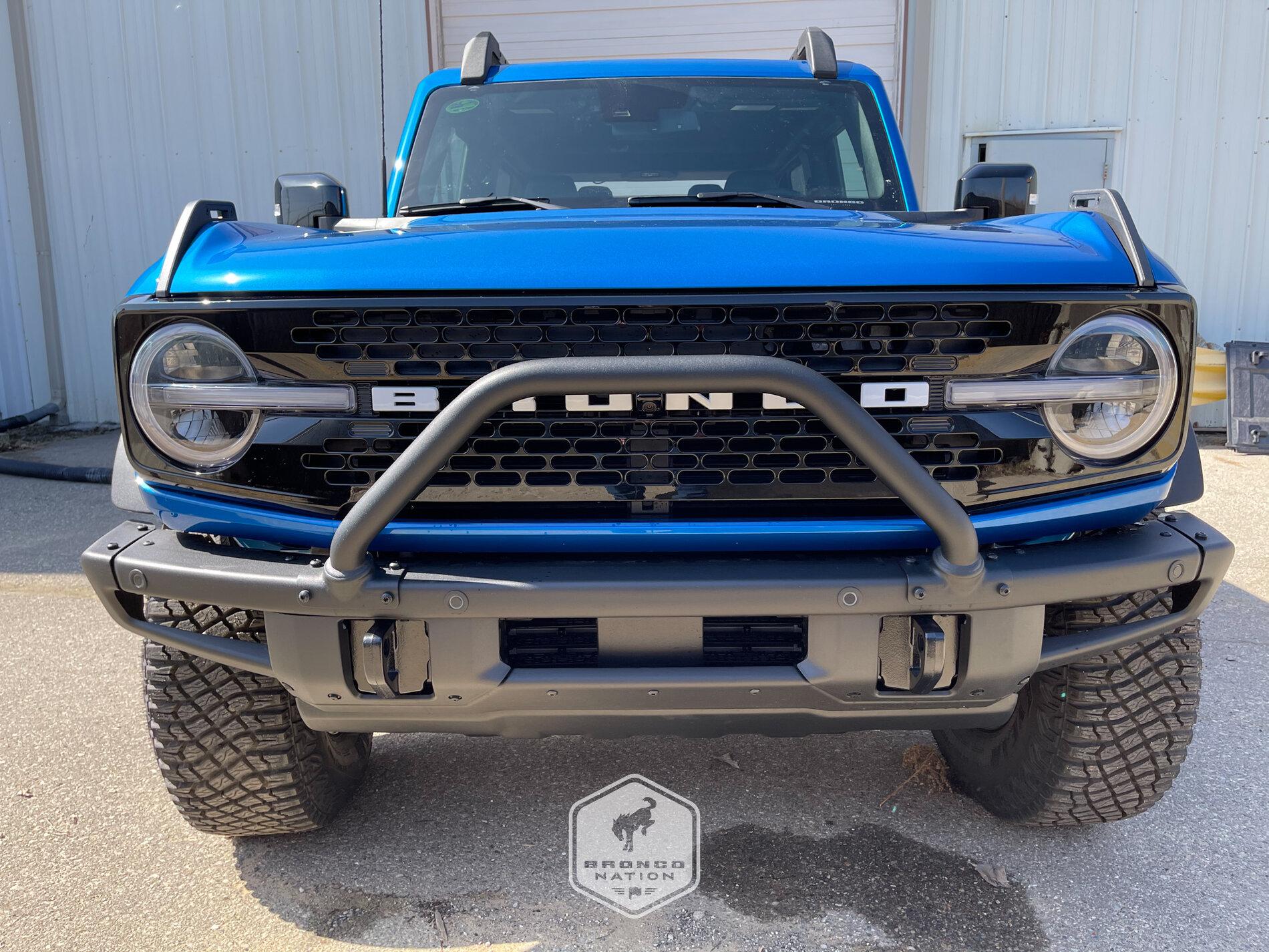 Ford Bronco VELOCITY BLUE Bronco Club VB-Wildtrak-05