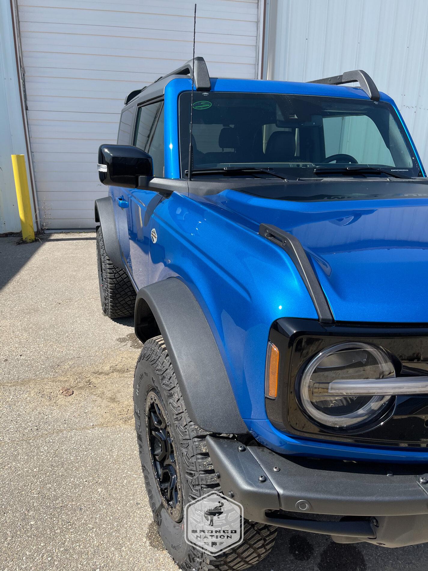Ford Bronco VELOCITY BLUE Bronco Club VB-Wildtrak-17,