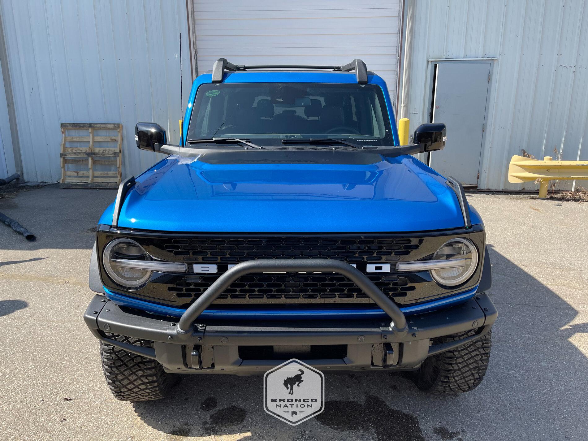 Ford Bronco VELOCITY BLUE Bronco Club VB-Wildtrak-26