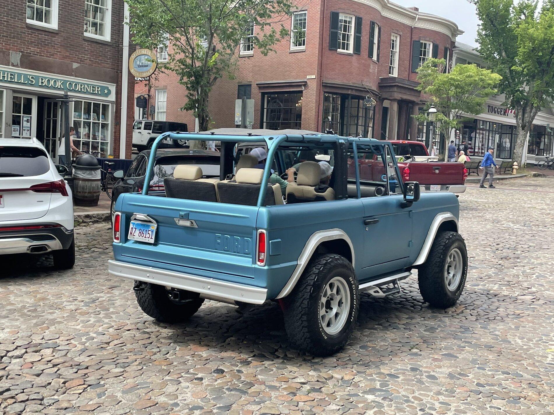 Ford Bronco 2018 Wrangler "Bronco" anyone? E4_1sFsWQAoKeZT