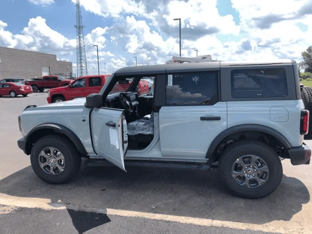Ford Bronco Folded mirror mystery 1625089140376