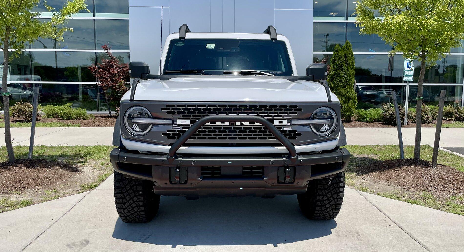 Ford Bronco Who's getting Oxford White? 78E22D26-5CFA-42B7-A9A7-303F59653002