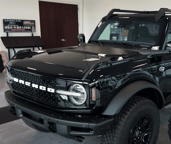 Ford Bronco SHADOW BLACK Bronco Club 1625161706242