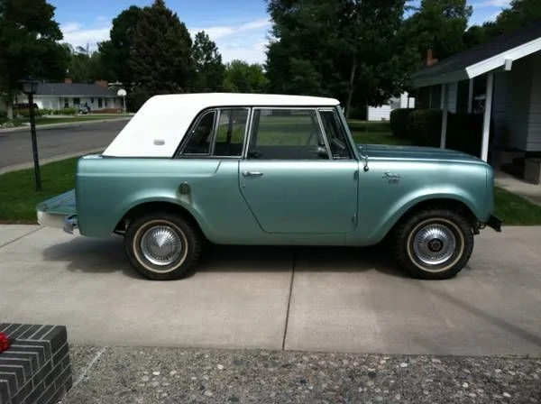 Ford Bronco Why did they engineer TWO different MIC tops!? 176ef7e6379b47fef2e114d6f4f93e76