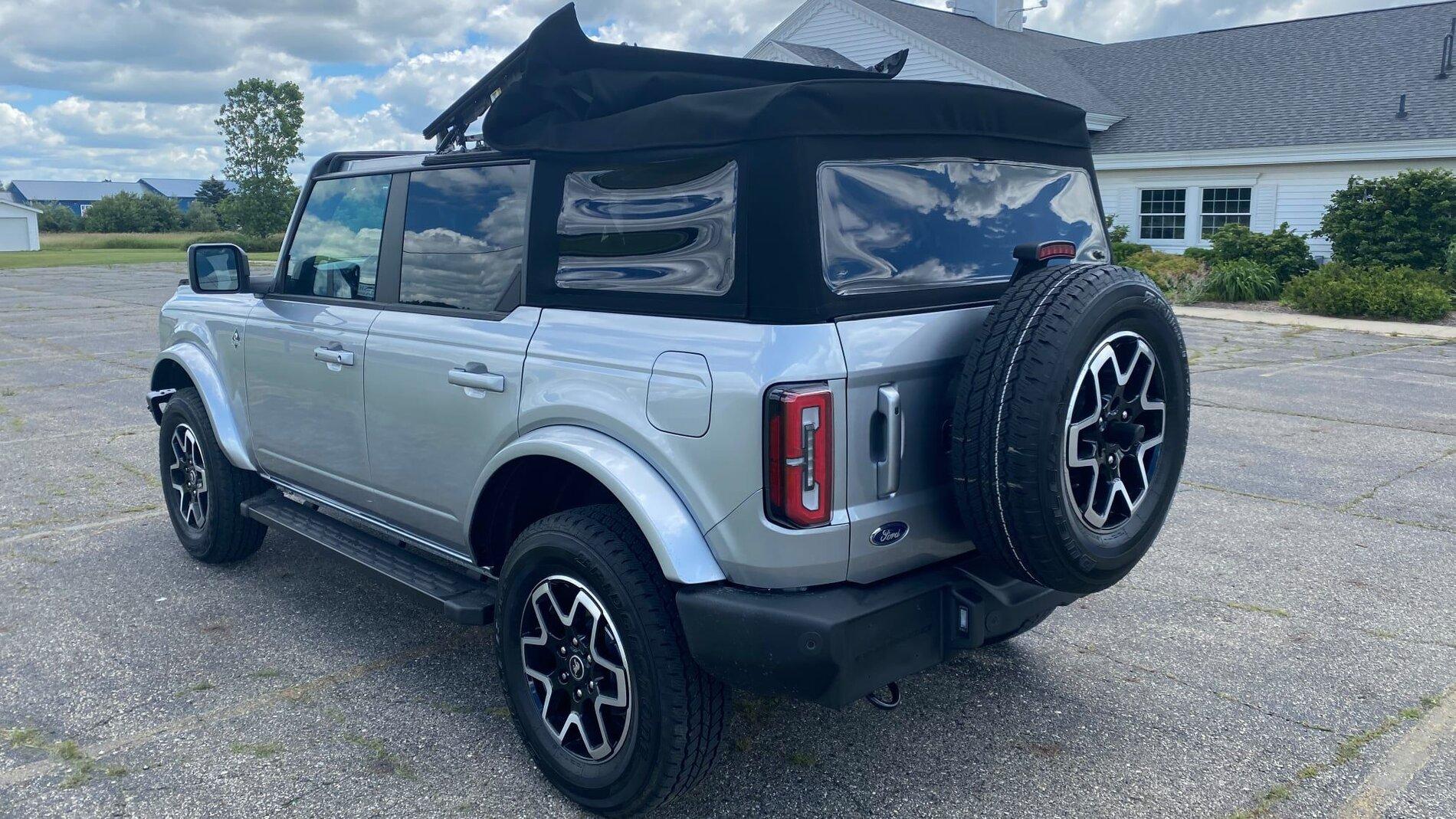 Iconic Silver Outer Banks OBX 4-Door Soft Top 5.jpg