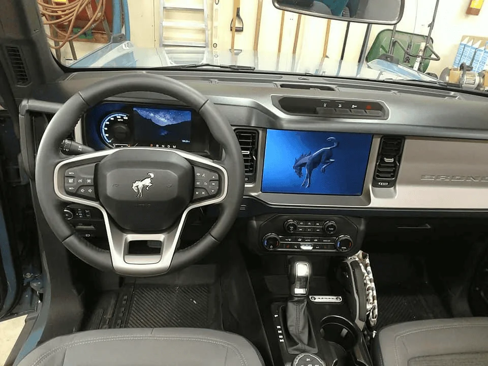 Ford Bronco Photos: Outer Banks Navy Cloth Interior 1625327677858