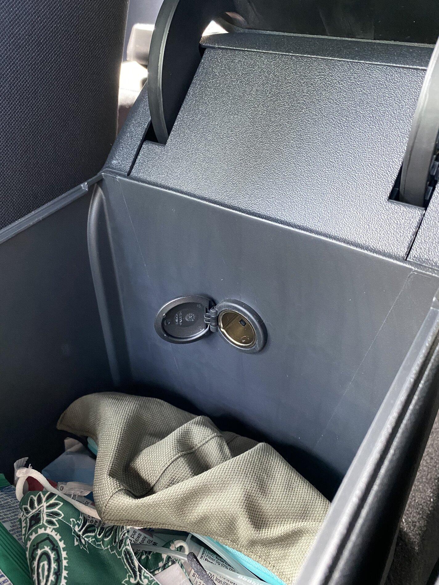 Ford Bronco BaseSquatch DELIVERED : 2 Door Base Sasquatch [UPDATE - NOW WITH MORE PICTURES & REVIEW] 3B3D0E2E-BA8F-4DAD-9D8E-E8850668C713
