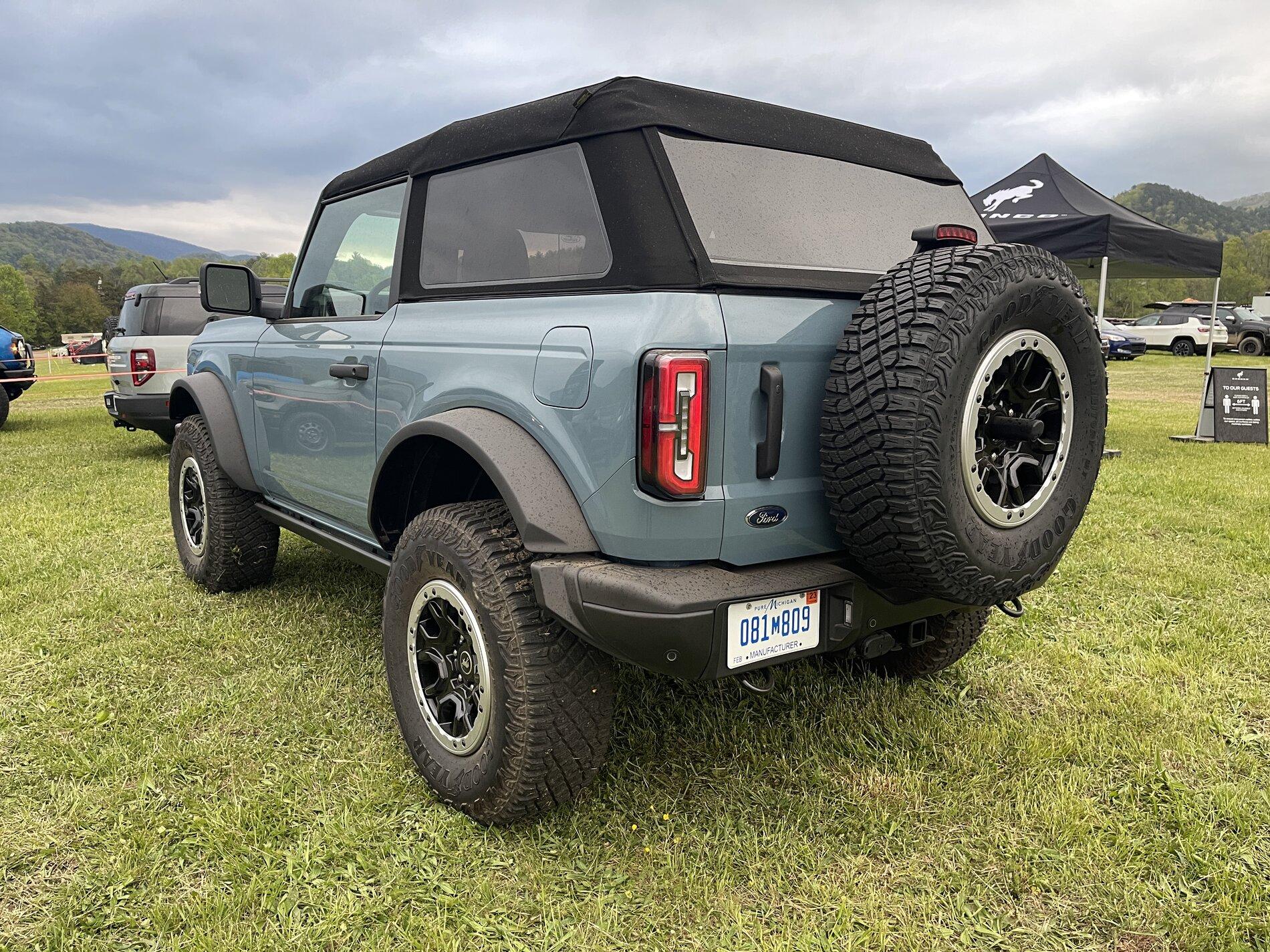 Ford Bronco AREA 51 Bronco Club 2C106D30-7B11-4E52-B5A3-448E88CE4735