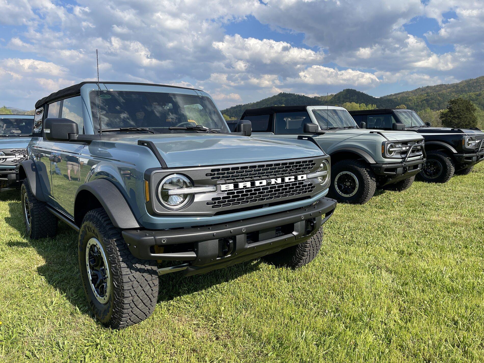 Ford Bronco AREA 51 Bronco Club 05795DCF-7713-491D-8A77-CFE989EFB8CA