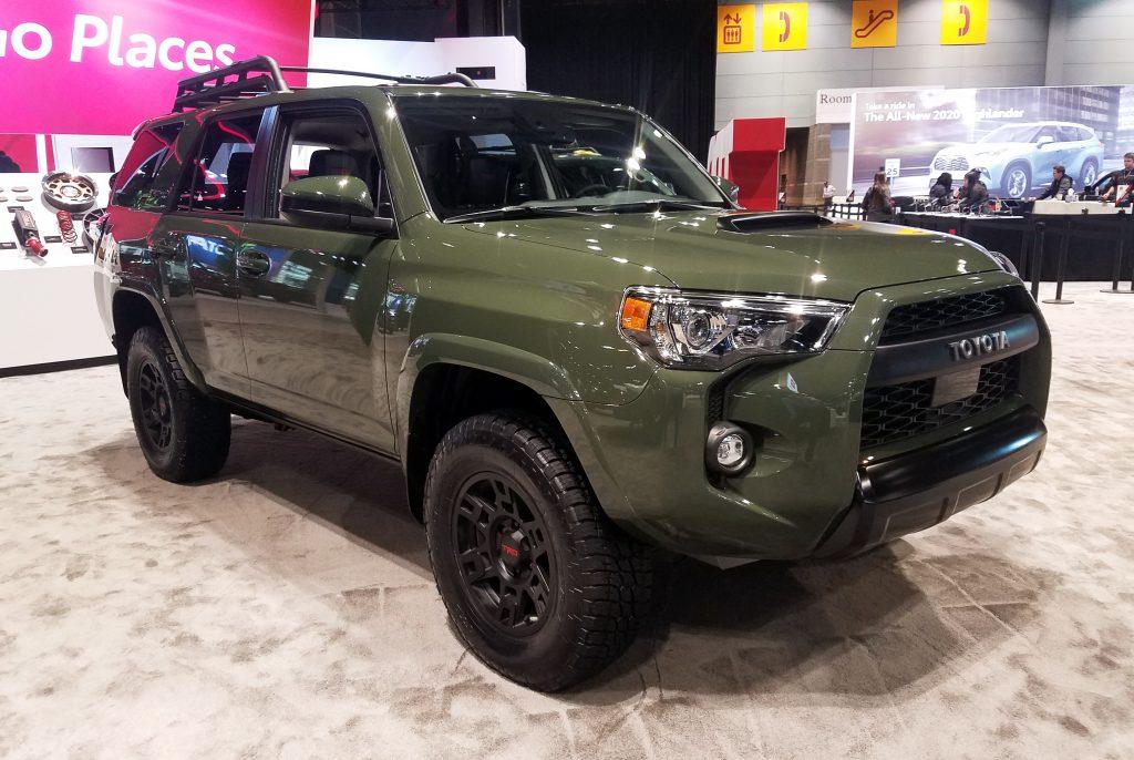 Ford Bronco Possible green color? image_search_1625437307442