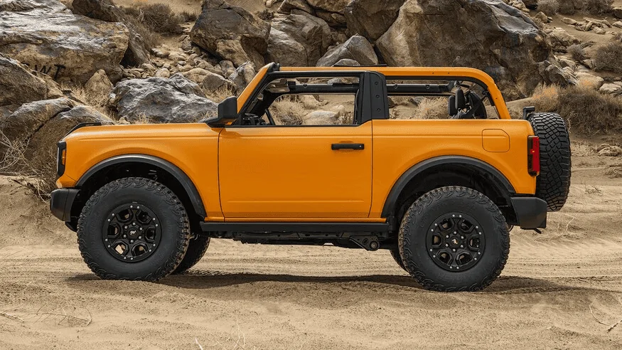 Ford Bronco CYBER ORANGE Bronco Club 1599256778018