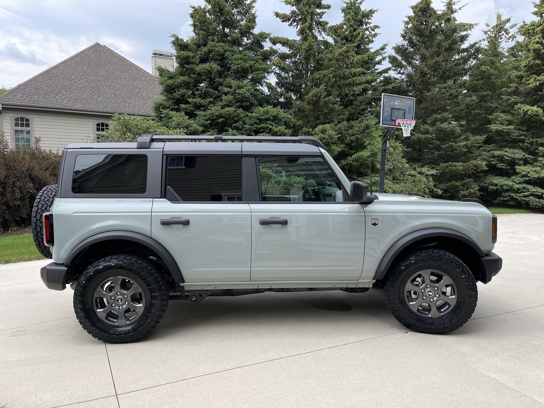 Ford Bronco Show us your installed wheel / tire upgrades here! (Pics) 9212F1D9-4295-4E63-B674-DA6388119B92