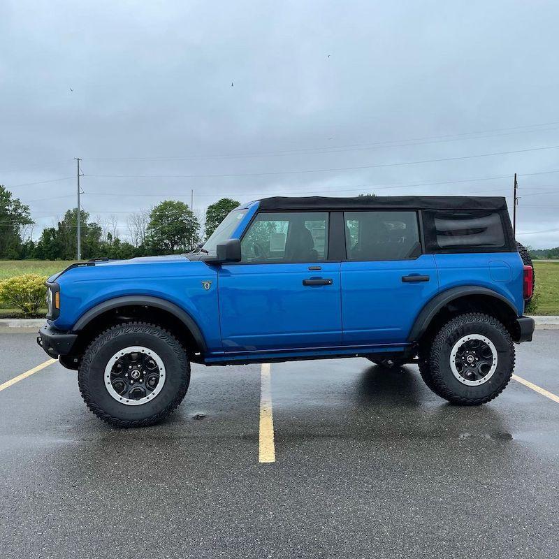 Ford Bronco VELOCITY BLUE Bronco Club Sasquatch Velocity Blue Bronco 4-Door 1