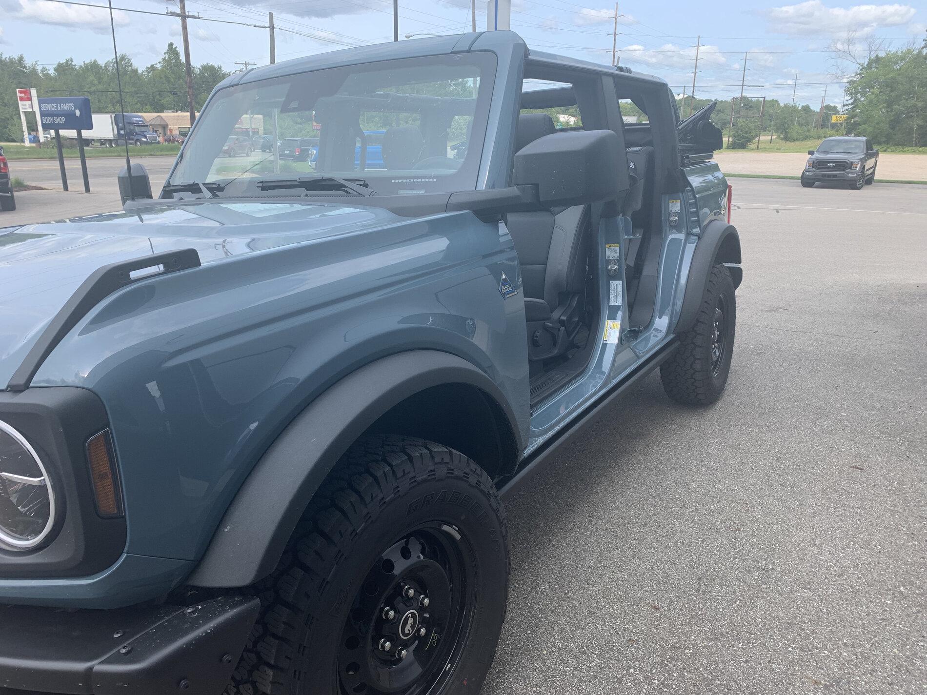 Ford Bronco Ultimate Black Diamond Non-Sasquatch pics thread B0E7632B-39D8-4891-9AAD-51FAA6963BD7