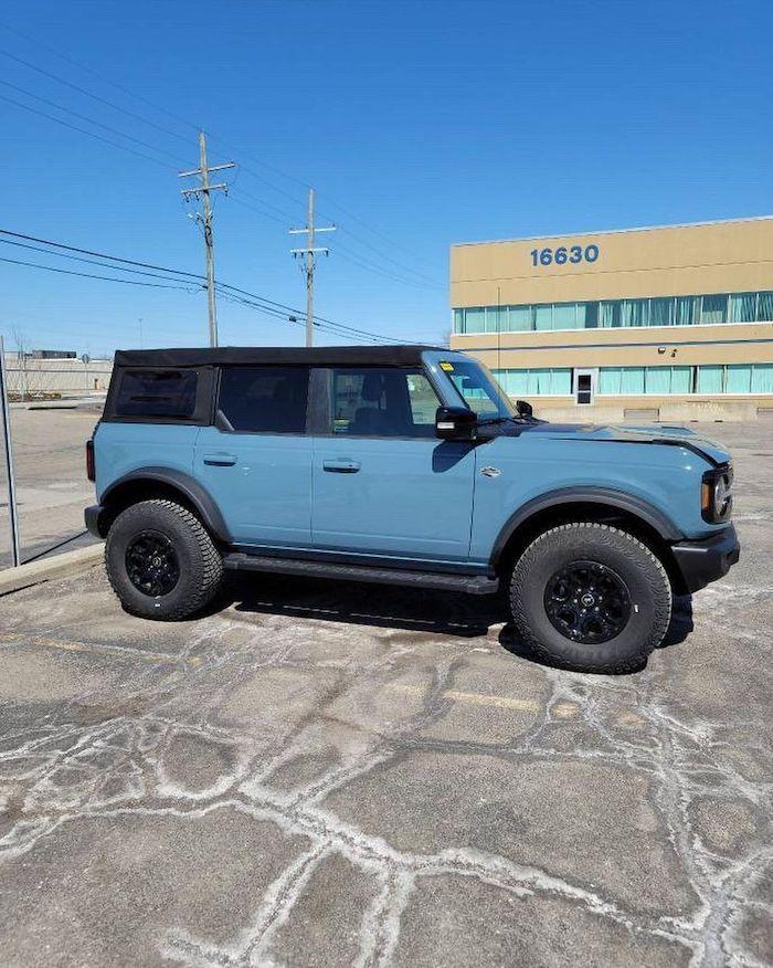 Ford Bronco AREA 51 Bronco Club Area 51 Wildtrak Bronco 4-Door MIC Hard Top 1