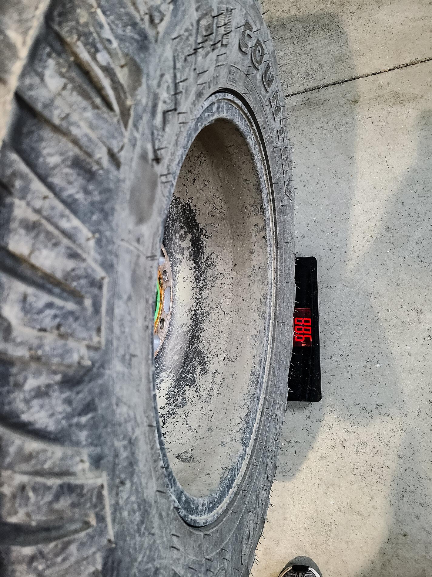 Ford Bronco How much does it weigh?  Fuel wheel and a 33'" PSX_20210709_082419