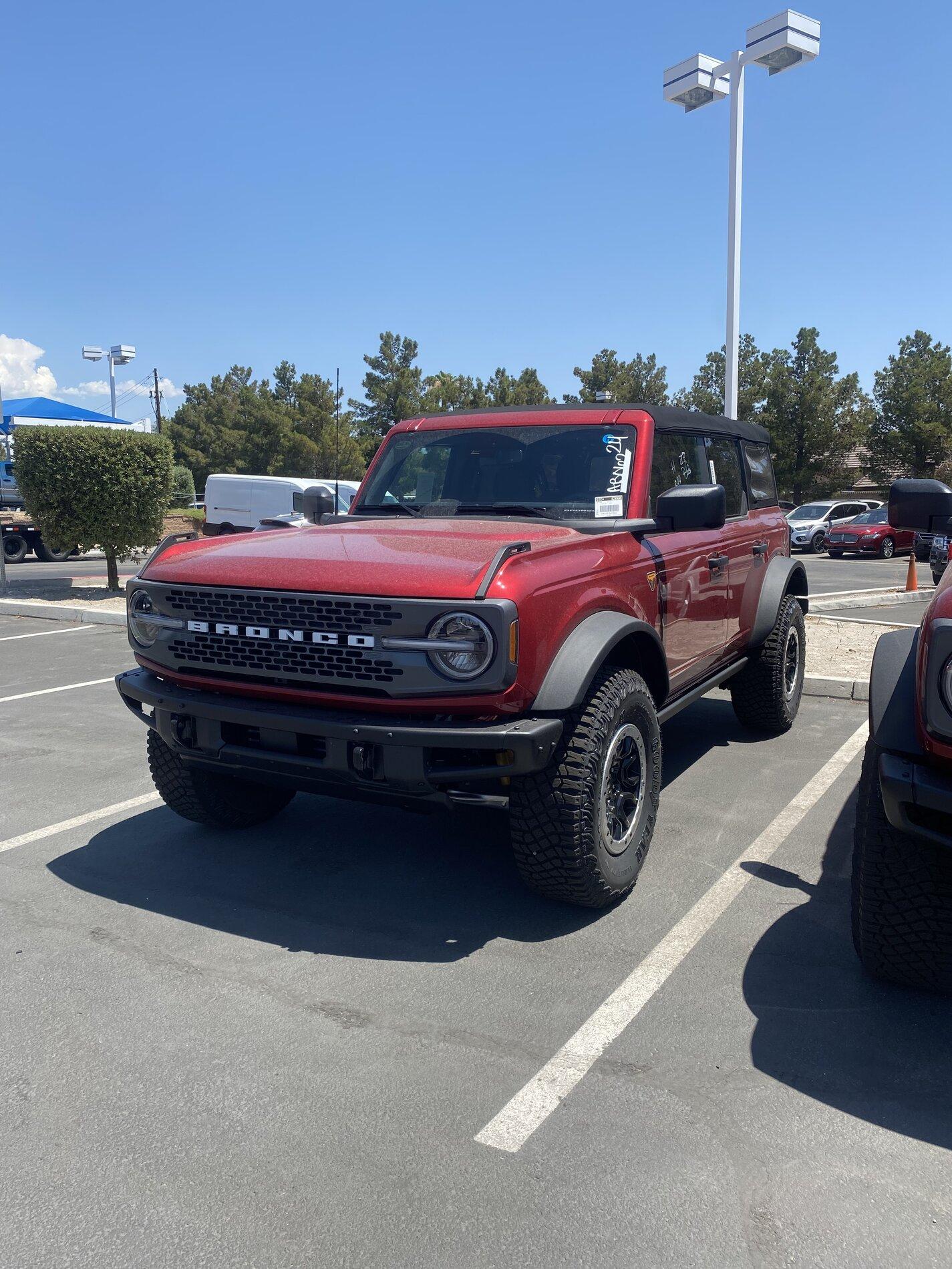 Ford Bronco Vegas! ACC4A61D-20D9-436D-8AB6-F684D3089548