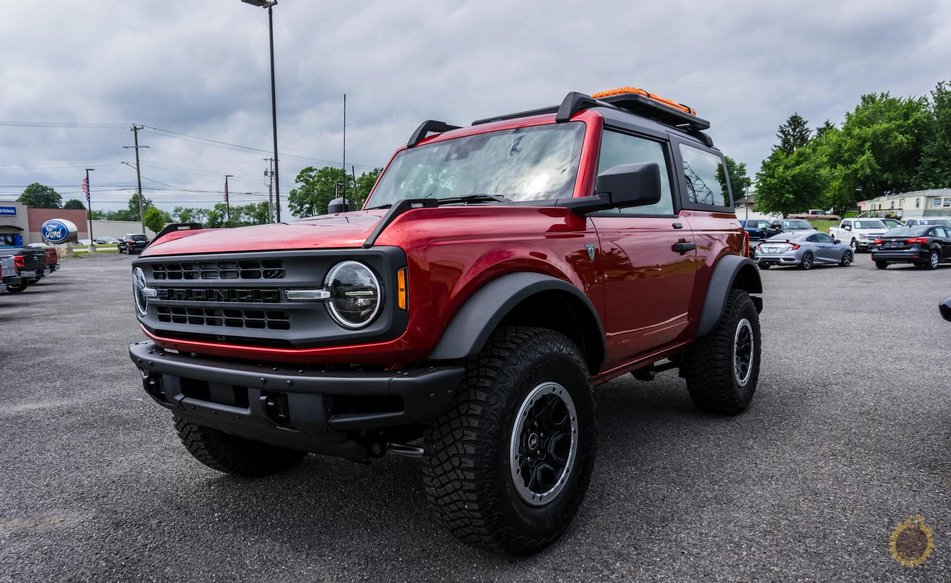Ford Bronco RAPID RED Bronco Club OQPLrao