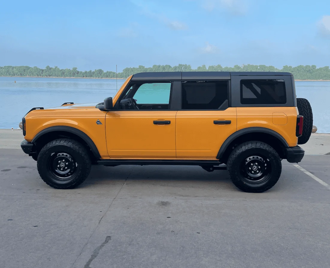 Ford Bronco My Cyber Orange Black Diamond 6cyl Auto Build Delivered (w/ Intro Video) profile1