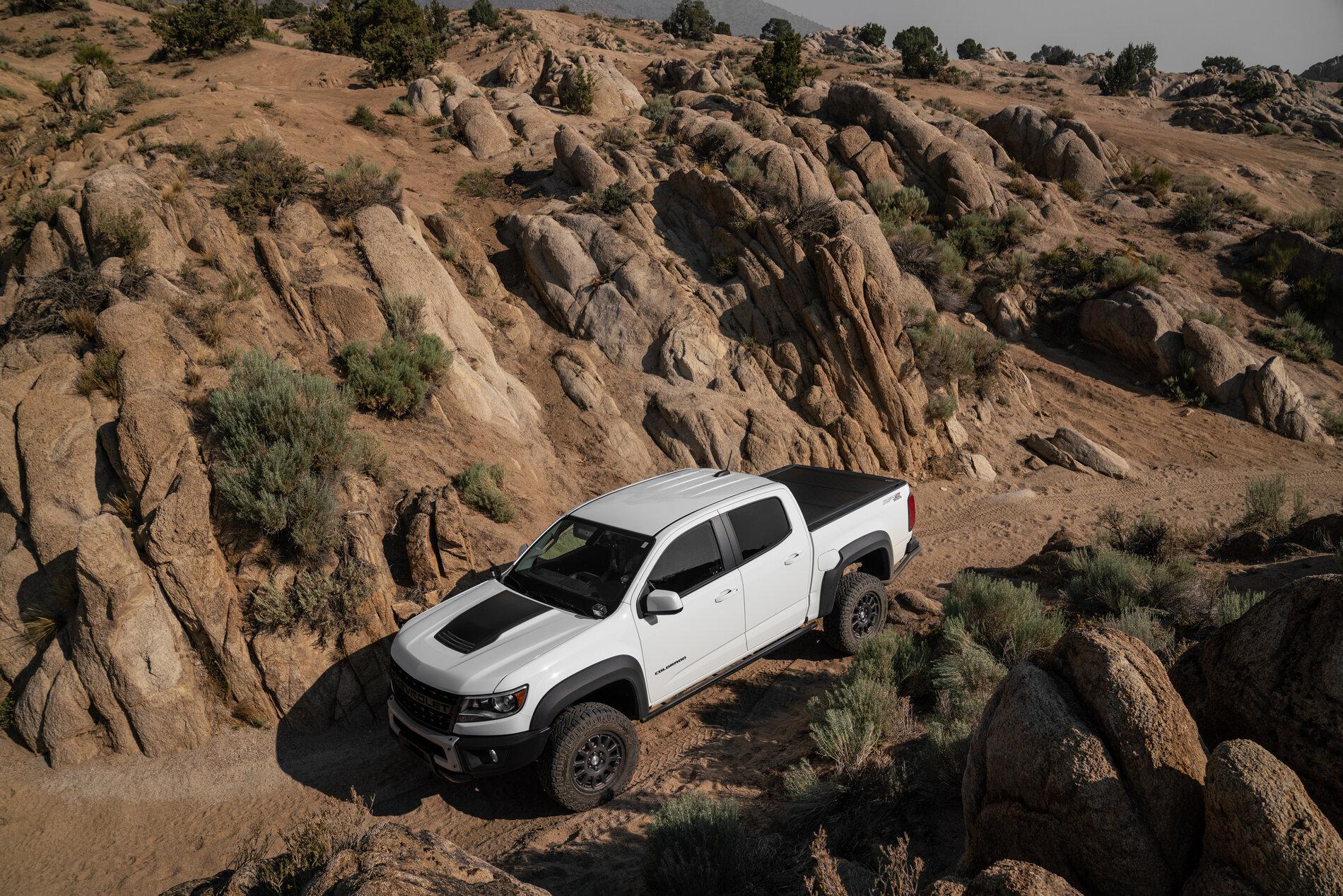 Ford Bronco Moon Rocks, Nevada MJB00252-Edit