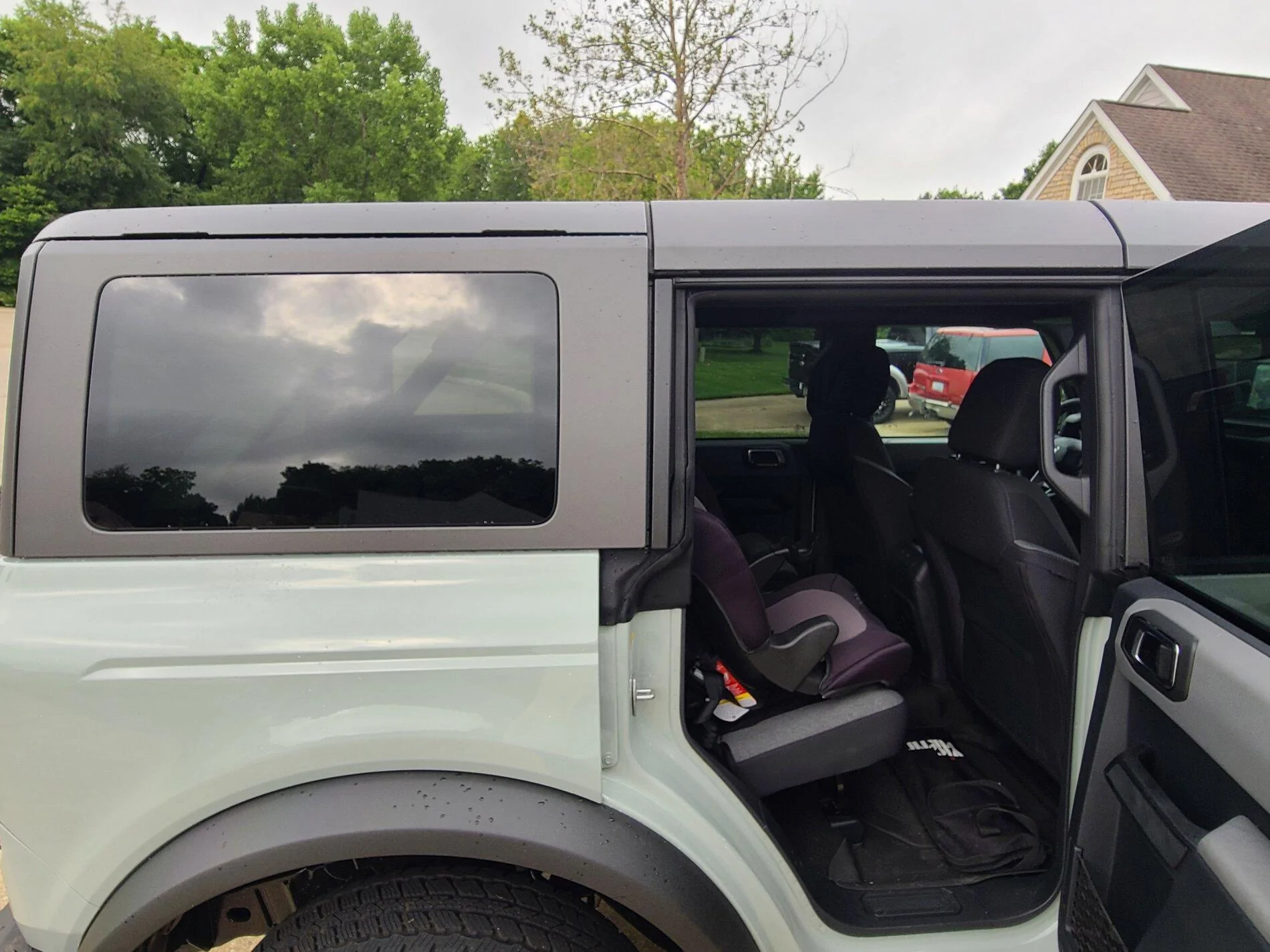 Ford Bronco Delivered MIC Hardtop Roof: Close-up Pics of Exterior, Interior Finishes 20210712_094506