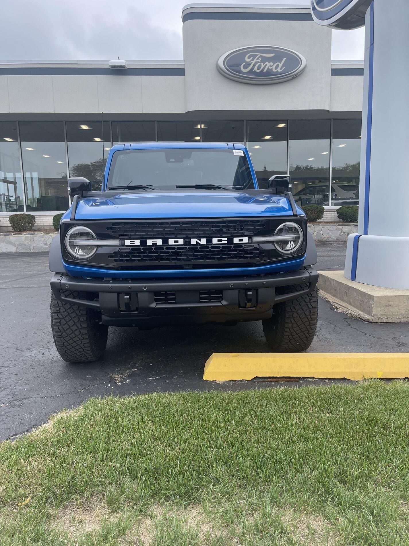 Ford Bronco Just saw my first ! 0519E9C2-9B3B-47F0-A0FC-6900F76D5322