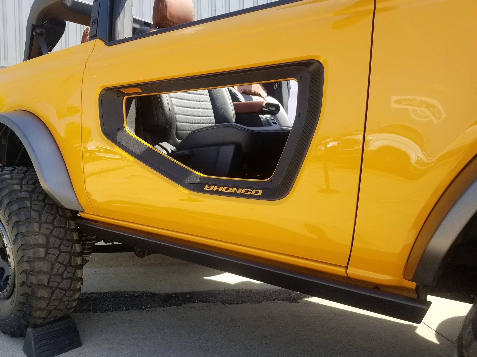 Ford Bronco Homecoming! Launch Broncos (4 Door Cactus Gray & 2 Door Cyber Orange) on public display at Michigan Assembly Plant 9764302_2727147667525641_2614454099557717940_o-jpg
