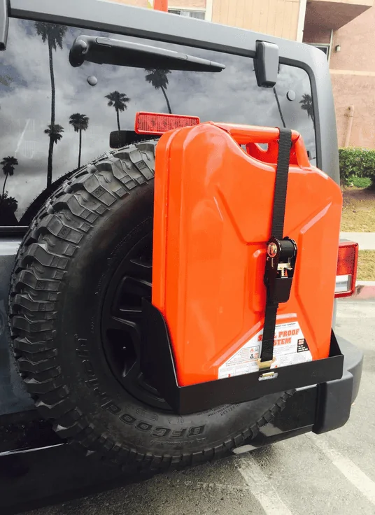Ford Bronco Gerry can mount jerry can