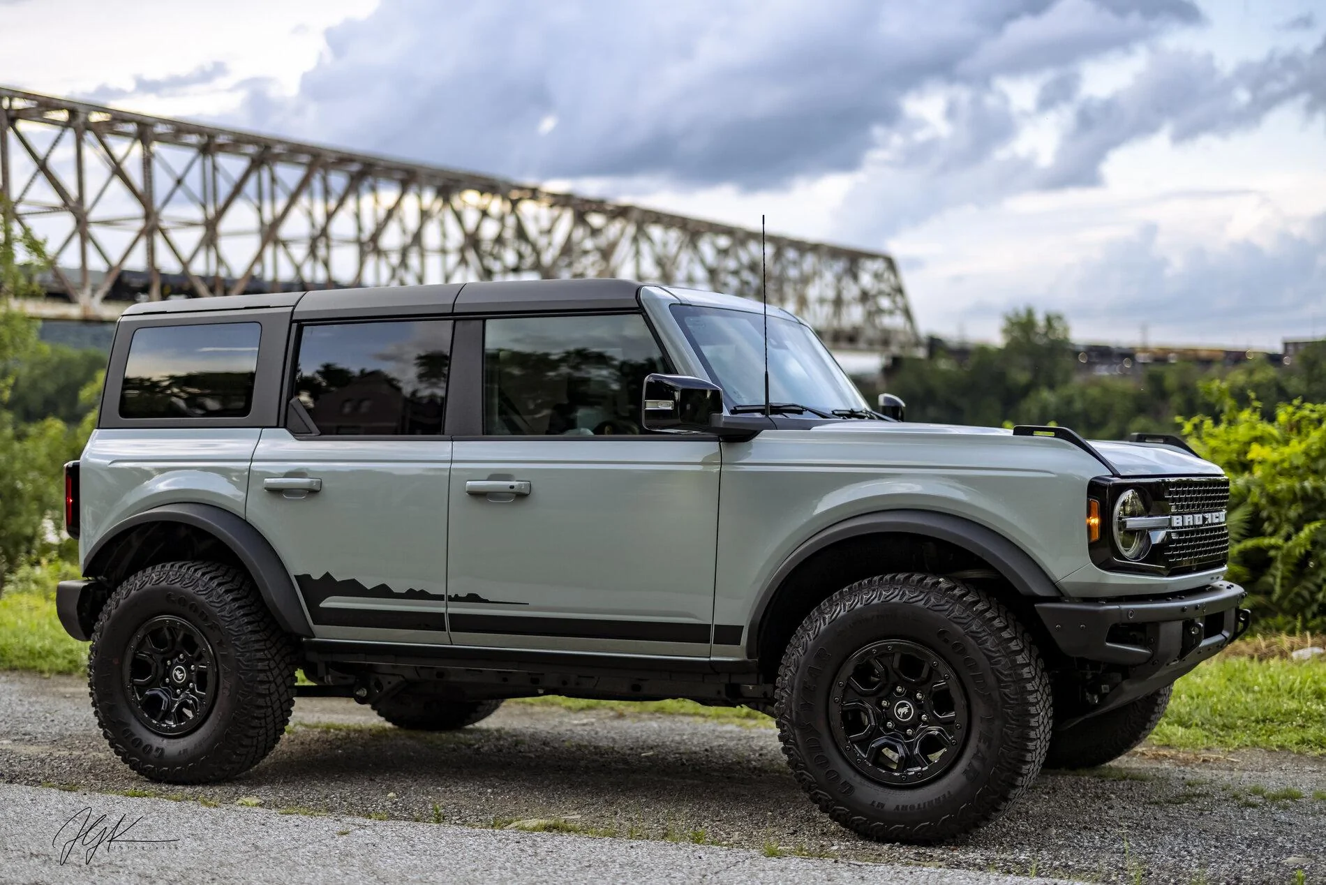Ford Bronco Wildtrak 2.7L Sasquatch Lux Leather Tow Review and Build Thread JGK50969-Enhanced