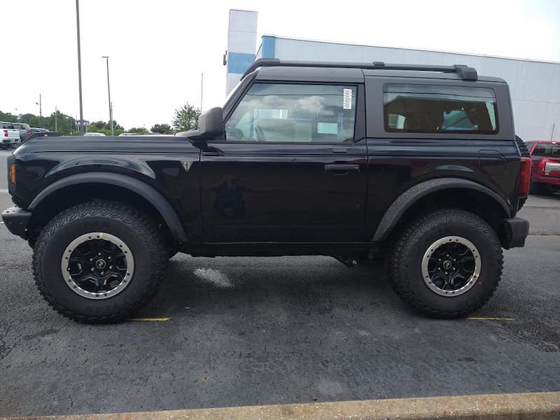 Ford Bronco SHADOW BLACK Bronco Club Shadow Black Bronco Base Sasquatch Basesquatch 2-Door MIC Hard Top 3