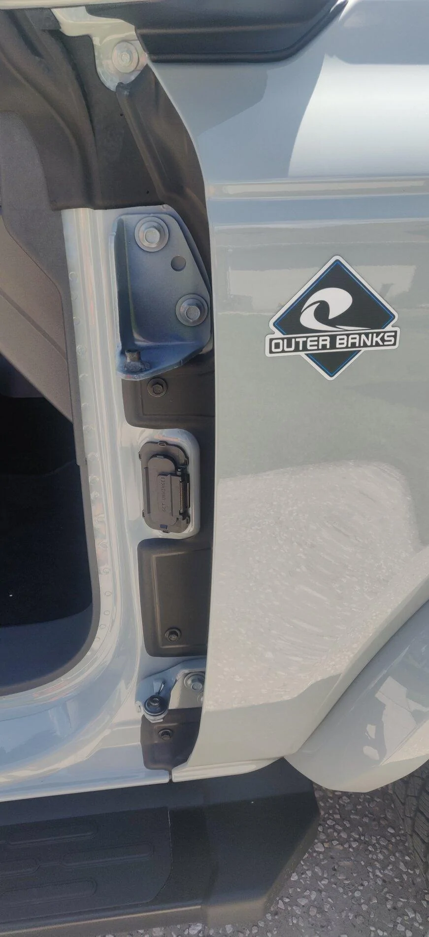 Ford Bronco Missing paint in the door jam IMG_20210713_115909