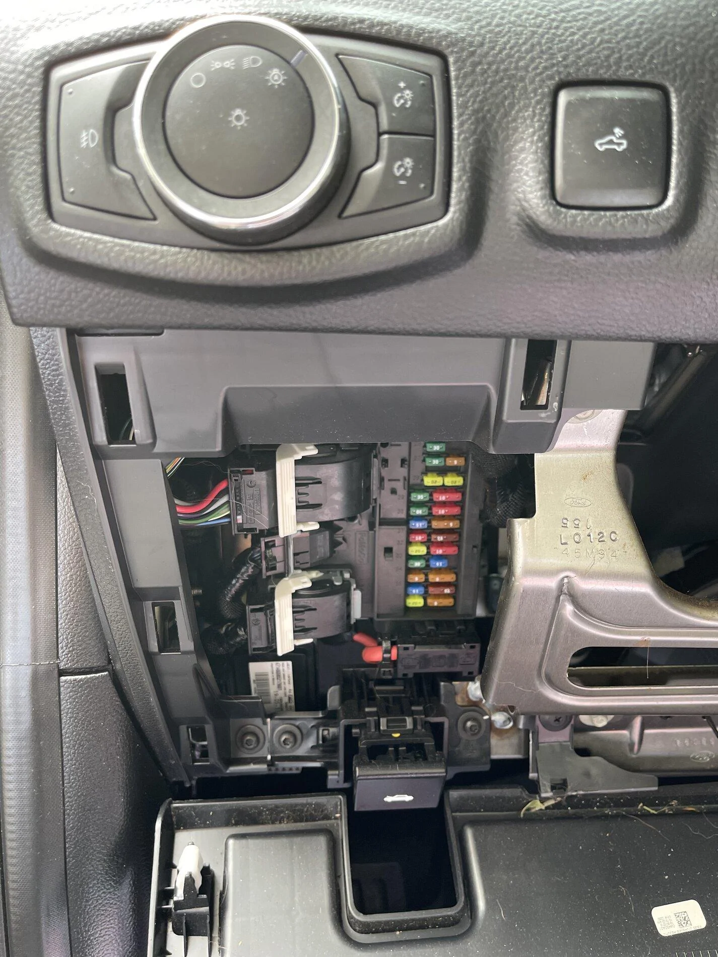 Ford Bronco Body Control Module Fuse Box Location? 8F3161DD-0E18-4B16-92E9-5AC74791C63F